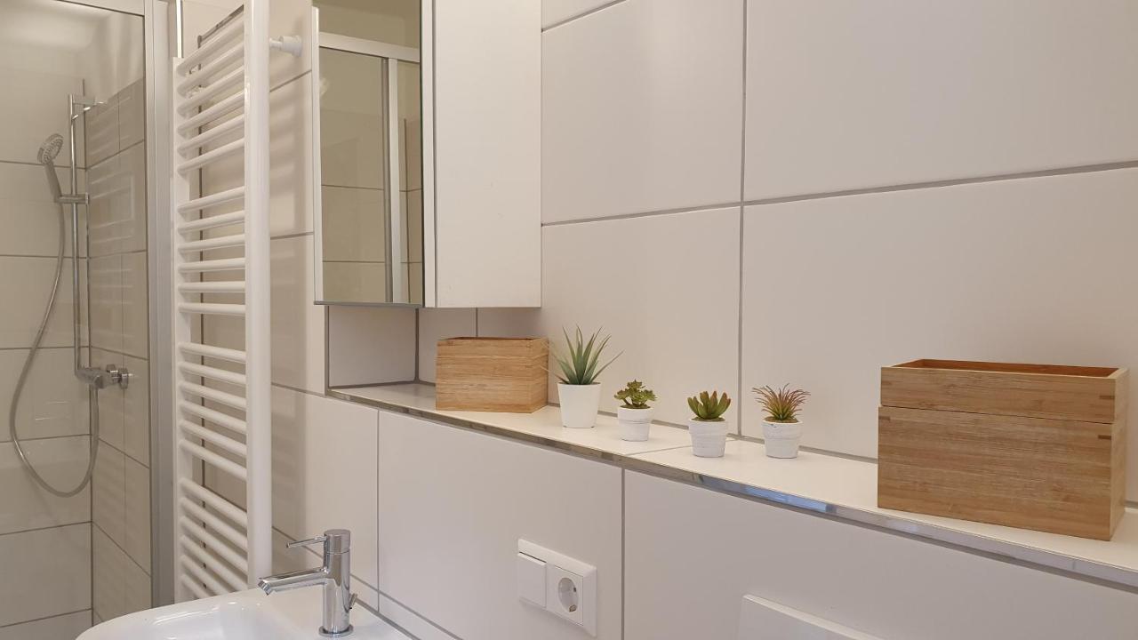 Pineapple Apartments Dresdner Heide Mit Garten Dresden Eksteriør bilde